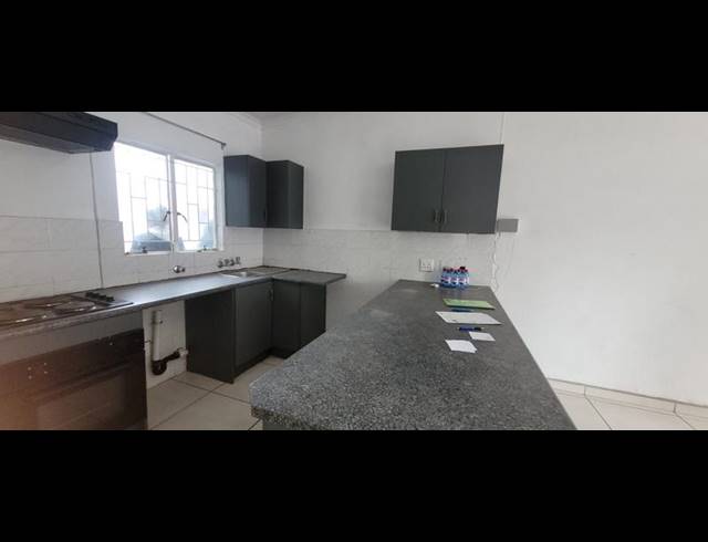 2 BEDROOM TOWNHOUSE FOR SALE IN MULBARTON